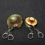 Porte-clés une pièce en forme de chapeau de paille, pendentif en métal pour Fans, adapté aux jeux de rôle, accessoires bijoux GEAR GLOW